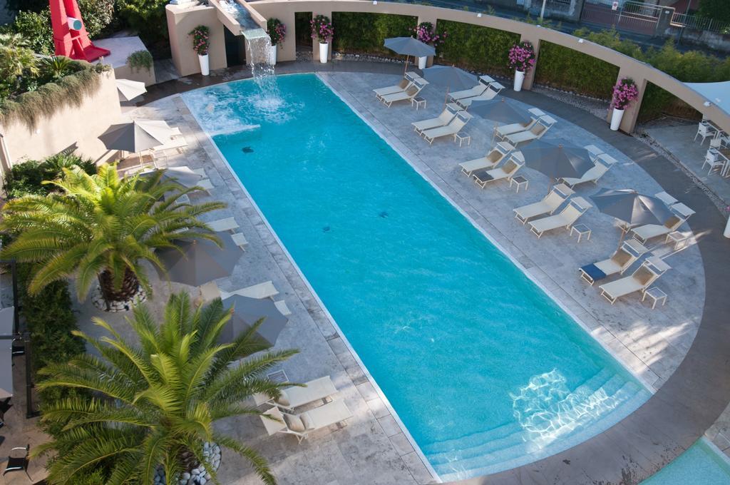 Hotel Residence Stella Del Mare Vada Bagian luar foto